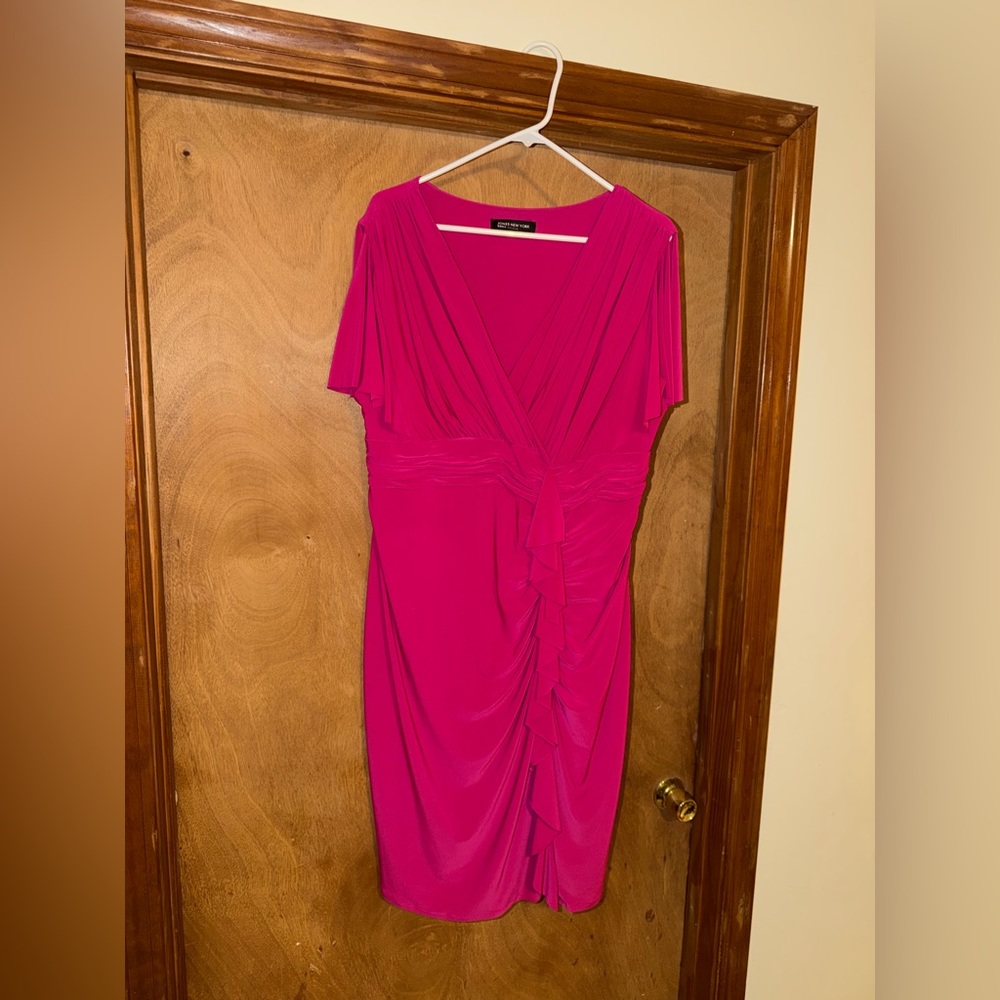 Jones Wear Vibrant Pink Midi Dress